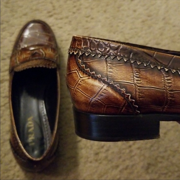 NWOT Leather PRADA crocodile loafers - Picture 3 of 7